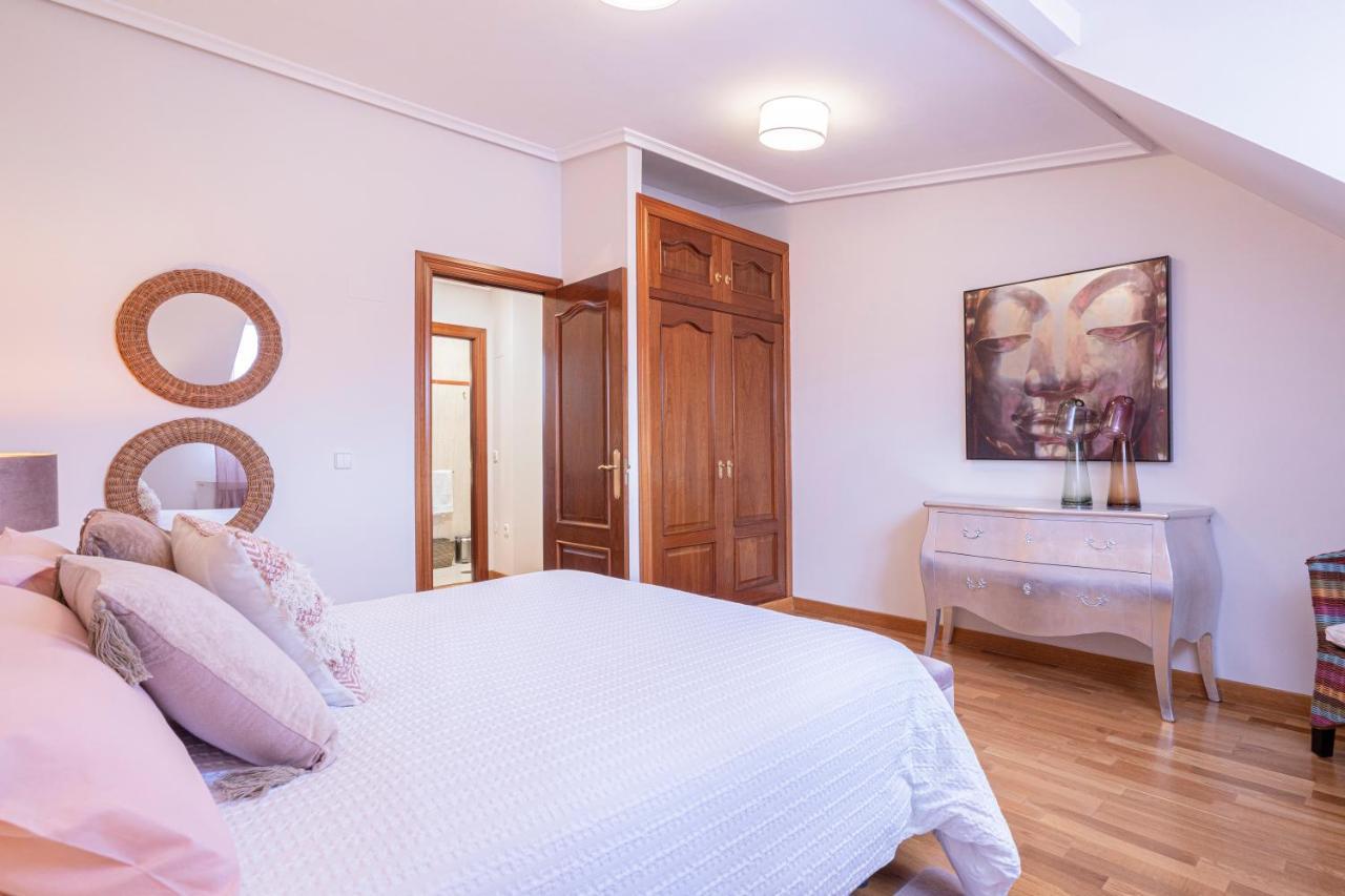 De La Guardia Suite Rosal Oviedo Exteriör bild